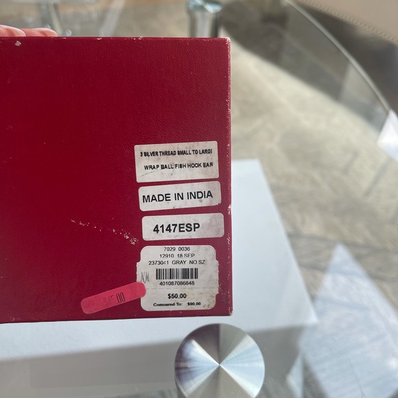 Earrings - Picture 4 of 5